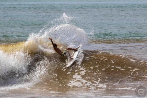 © Surf Photo Goofy
